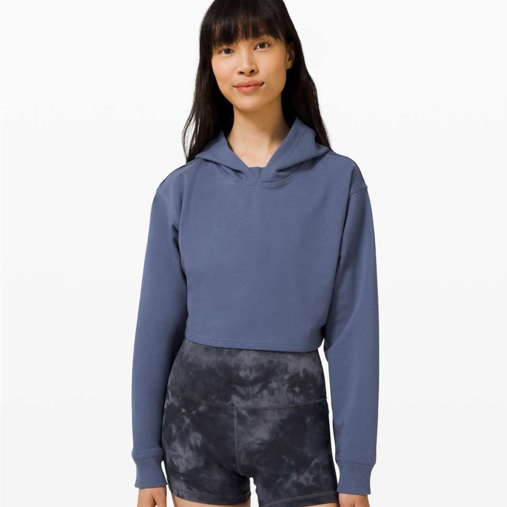 Lululemon all yours cropped hoodie!